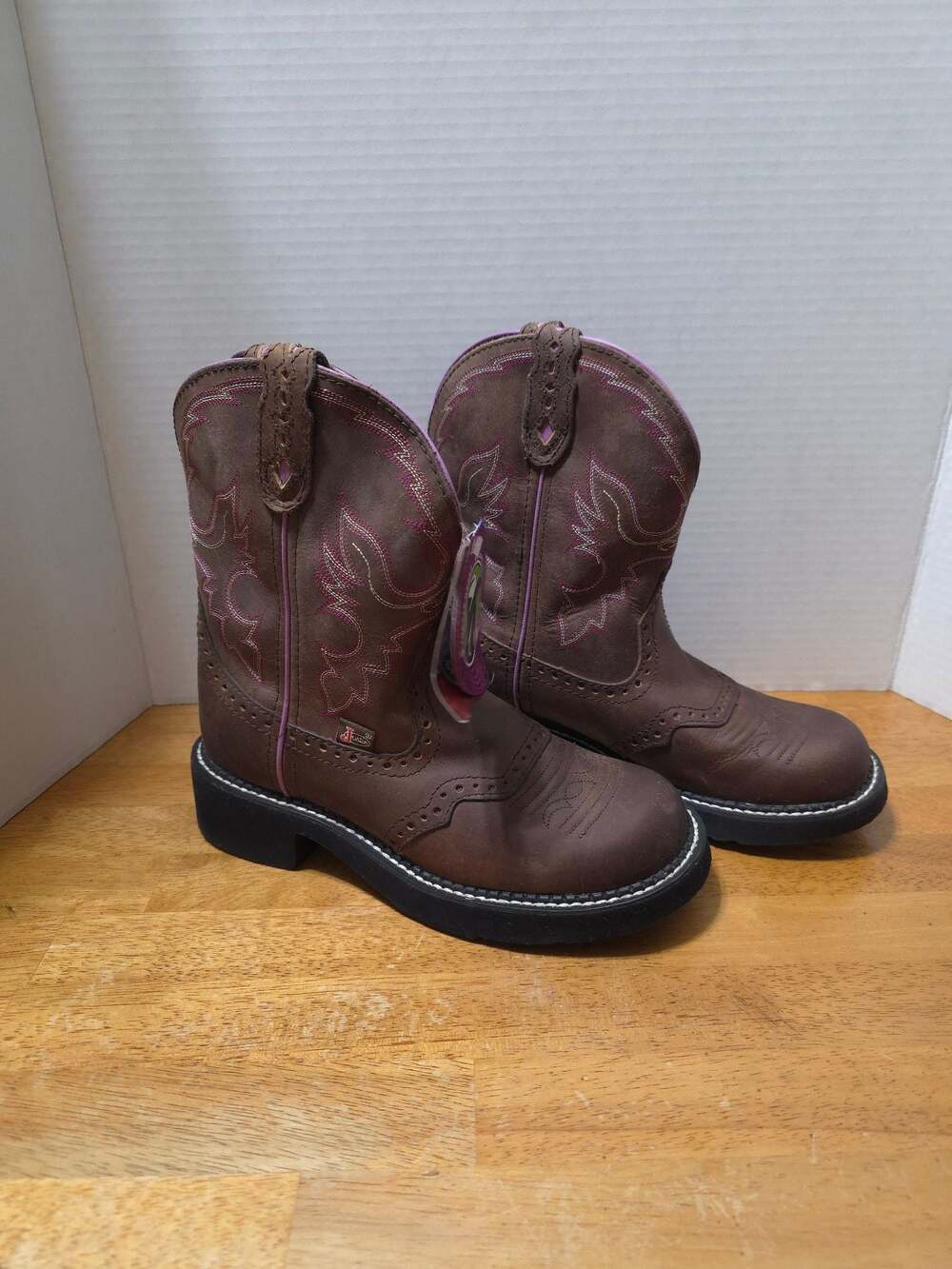 Justin Gypsy Gemma 8 Inch Brown and Pink Leather Western Cowgirl Boots - Picture 4 of 10